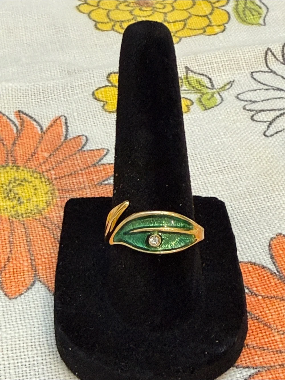 Vintage Avon Gold-Tone Green Enamel Leaf Ring with Sparkling Accent